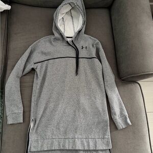Under Armour Women’s Gray Pullover Hoodie